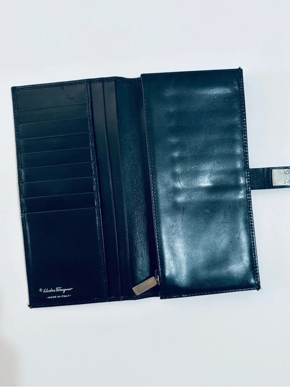 MEN’S SALVATORE FERRAGAMO BLACK LEATHER CONTINENTAL WALLET SILVER HARDWARE ITALY